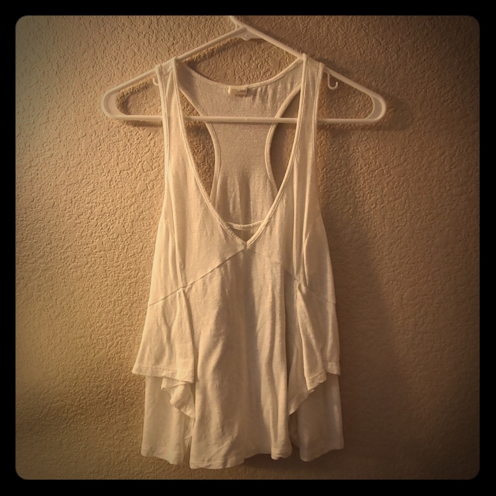 White Flowy Tank 🌾